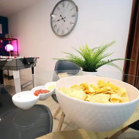 Apartment Exquisite Clifton Gem - Football Table Bristol